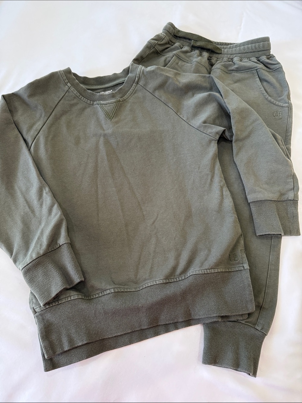 Little Bipsy Olive Graphic-Free Crewneck sweatshirt with joggers